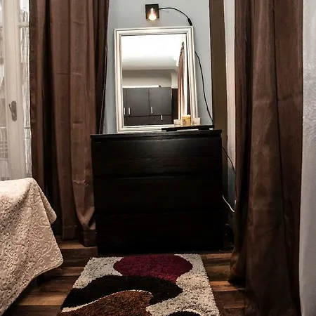 Levis Str Modern Cozy Апартаменты *